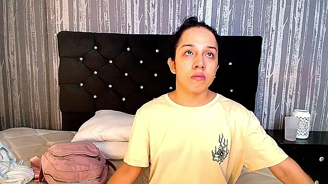 Alicee Moonn online show from March 23, 2026, 5:13 pm