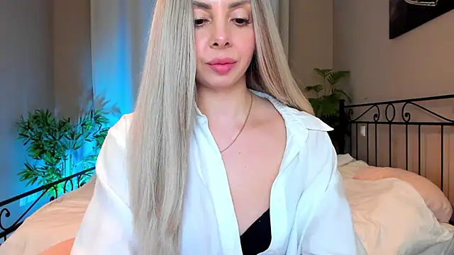 VelvetEliza online show from March 14, 2026, 10:27 pm