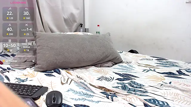 camillo beischel  online show from December 13, 2025, 8:37 pm