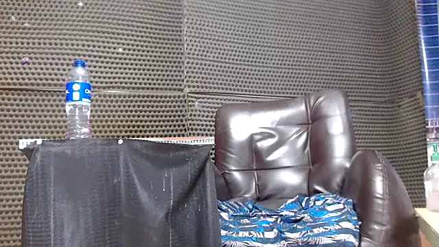 Snapshot of Alisson_Sodomy chatting on November 19, 2025, 5:13 pm Alisson Sodomy online show from November 19, 2025, 5:13 pm