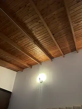 Mia Roswell online show from April 4, 2026, 5:58 am