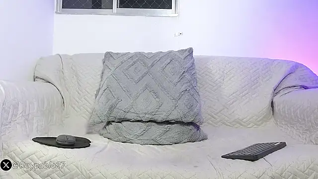 ReyPablo1 online show from April 19, 2026, 10:05 am