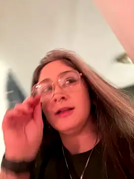 Snapshot of Alix_Valentine chatting on October 20, 2025, 7:58 pm Alix Valentine online show from October 20, 2025, 7:58 pm