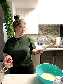 Snapshot of Alix_Valentine chatting on December 5, 2025, 7:45 pm Alix Valentine online show from December 5, 2025, 7:45 pm