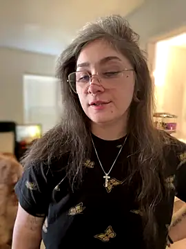 Snapshot of Alix_Valentine chatting on December 17, 2025, 5:18 pm Alix Valentine online show from December 17, 2025, 5:18 pm