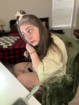 Alix Valentine online show from February 8, 2026, 5:43 pm