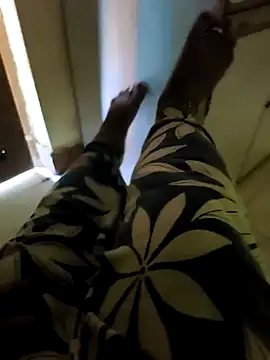 Villageanuty online show from November 29, 2025, 6:13 am