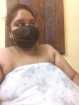 Villageanuty online show from November 3, 2025, 5:56 am