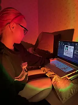 AsiaVegas online show from March 3, 2026, 9:22 pm