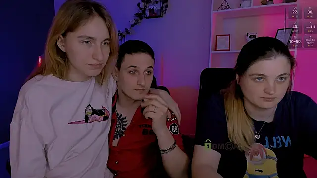 inga gree online show from April 15, 2026, 6:56 pm