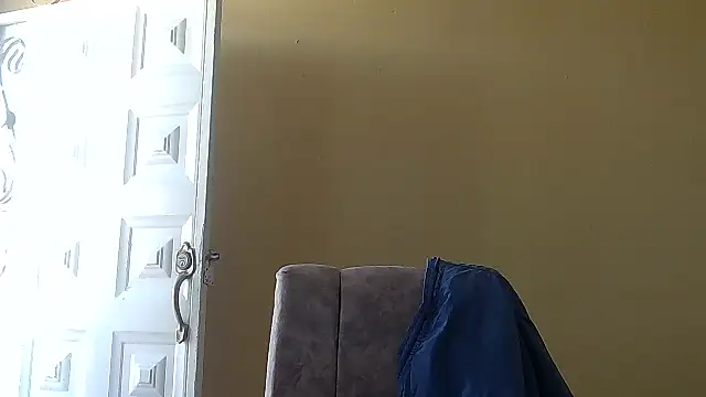 Unique X perience online show from March 18, 2026, 1:02 pm