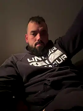 Halaras123 online show from November 7, 2025, 11:48 am