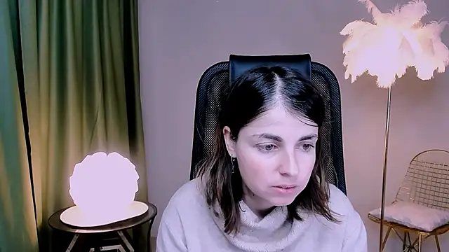 Snapshot of MartaEdams chatting on November 25, 2025, 5:41 am MartaEdams online show from November 25, 2025, 5:41 am