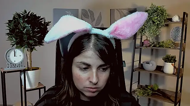 Snapshot of MartaEdams chatting on November 13, 2025, 6:17 am MartaEdams online show from November 13, 2025, 6:17 am