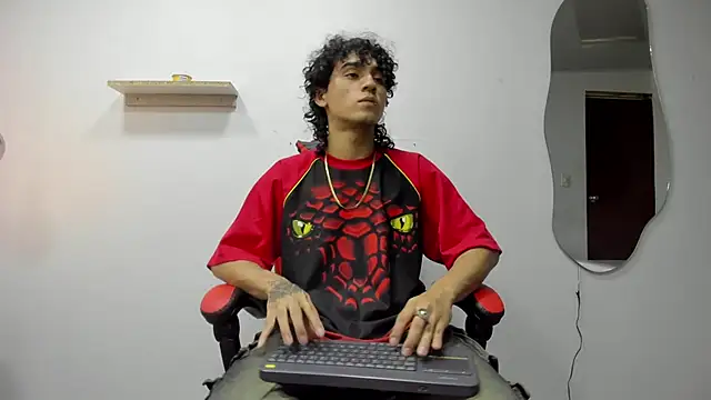 Snapshot of JackesTaylor chatting on October 10, 2025, 4:35 am JackesTaylor online show from October 10, 2025, 4:35 am