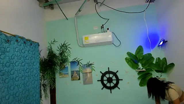 eladyrous98 online show from February 21, 2026, 1:13 pm