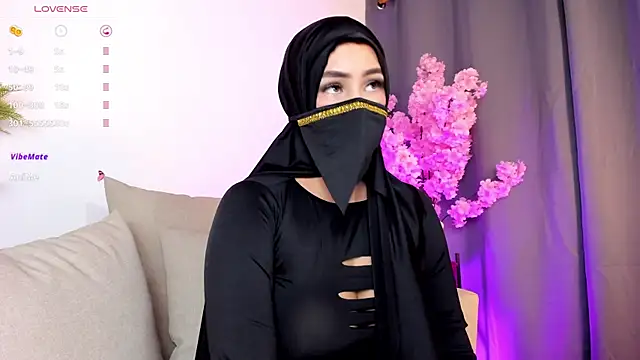 Snapshot of rahama_hott69 chatting on December 16, 2025, 3:44 am rahama hott69 online show from December 16, 2025, 3:44 am