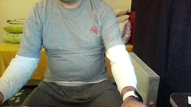 st206boy online show from April 10, 2026, 1:12 am