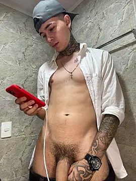 samm4044 online show from October 27, 2025, 3:07 am