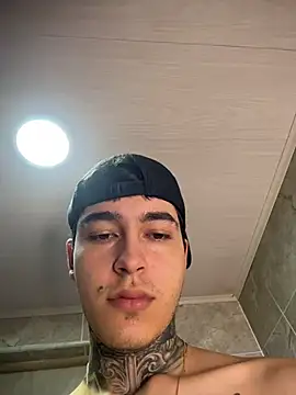 Snapshot of samm4044 chatting on February 17, 2026, 6:49 pm samm4044 online show from February 17, 2026, 6:49 pm