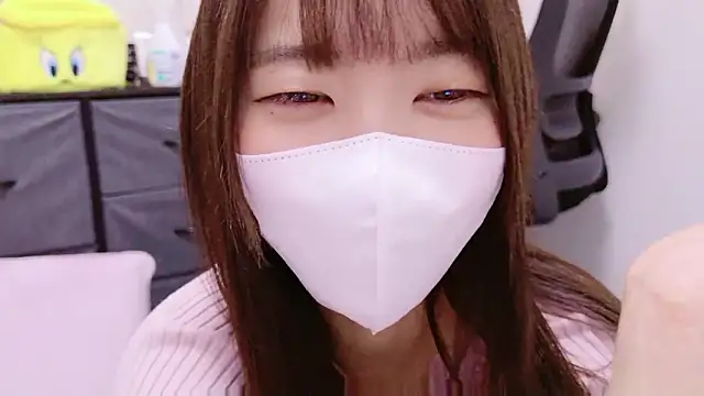 Snapshot of MAIMAI-club chatting on October 9, 2025, 3:56 pm MAIMAI-club online show from October 9, 2025, 3:56 pm