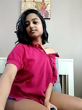 Snapshot of littlemissdevil69 chatting on February 5, 2026, 6:53 am littlemissdevil69 online show from February 5, 2026, 6:53 am