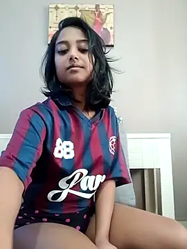 Snapshot of littlemissdevil69 chatting on January 18, 2026, 6:39 am littlemissdevil69 online show from January 18, 2026, 6:39 am