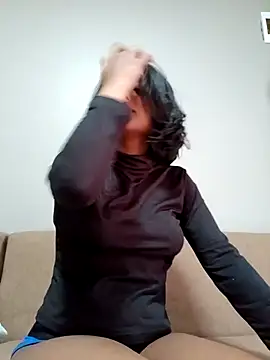 littlemissdevil69 online show from October 5, 2025, 9:11 am