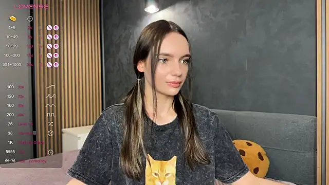 litlle angelll online show from April 19, 2026, 6:10 pm