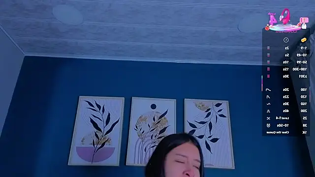Snapshot of SarahMiler_ chatting on October 15, 2025, 11:40 am SarahMiler online show from October 15, 2025, 11:40 am
