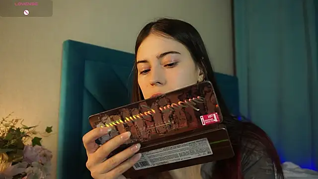 Snapshot of ywixos chatting on October 26, 2025, 2:39 pm ywixos online show from October 26, 2025, 2:39 pm