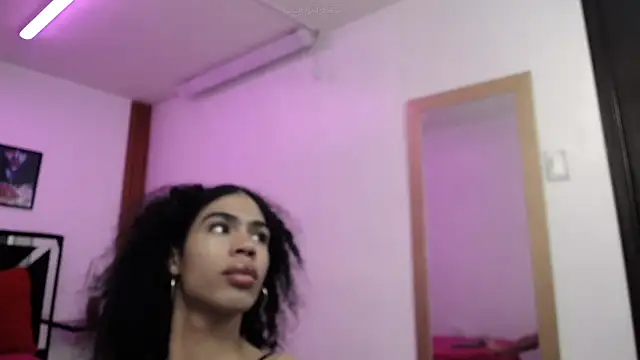 Snapshot of FELINEXOXO chatting on October 6, 2025, 12:17 pm FELINEXOXO online show from October 6, 2025, 12:17 pm