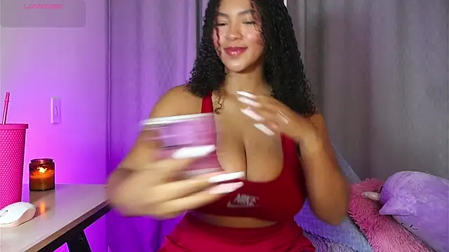 Mia sweet80 online show from May 19, 2026, 5:03 am