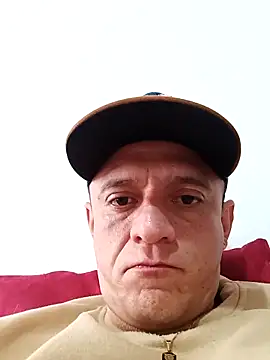 Snapshot of leon8013A chatting on September 11, 2025, 12:38 pm leon8013A online show from September 11, 2025, 12:38 pm