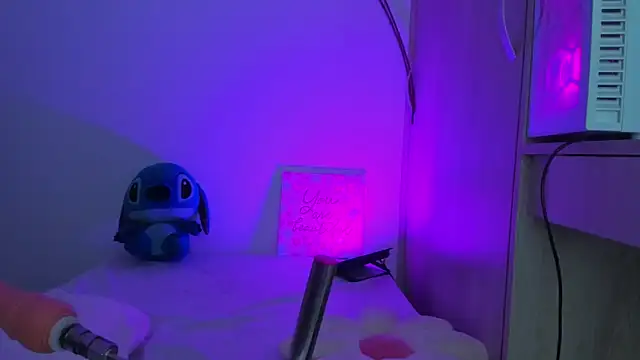 Snapshot of Eva_cutte chatting on September 10, 2025, 11:53 am Eva cutte online show from September 10, 2025, 11:53 am