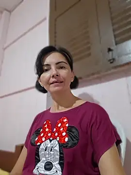 Snapshot of Luana_sexy42 chatting on June 4, 2026, 2:49 am Luana sexy42 online show from June 4, 2026, 2:49 am