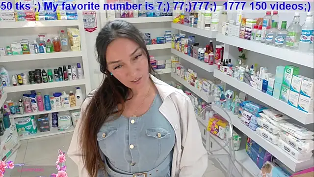 Snapshot of swmilena_hot_ chatting on November 12, 2025, 3:21 am swmilena hot online show from November 12, 2025, 3:21 am