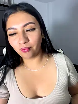 Snapshot of Issa_Santana chatting on September 9, 2025, 9:02 pm Issa Santana online show from September 9, 2025, 9:02 pm