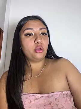 Issa Santana online show from December 18, 2025, 8:01 pm