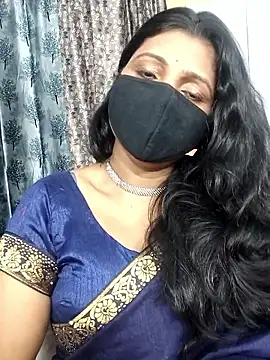 Hotty Sonali online show from April 15, 2026, 9:04 pm