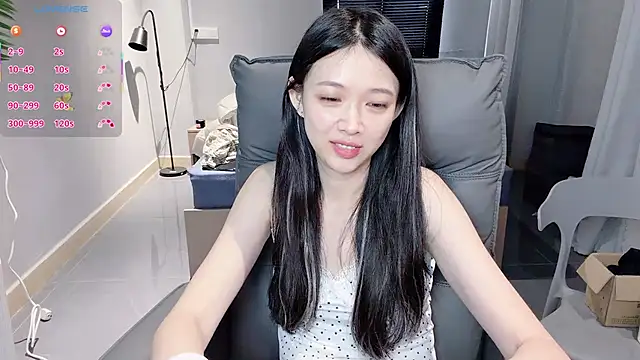 NiNi-baby520 online show from December 5, 2025, 7:18 am