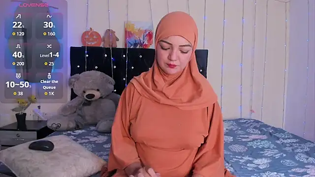 Snapshot of Dana-Alabi chatting on November 24, 2025, 12:49 pm Dana-Alabi online show from November 24, 2025, 12:49 pm