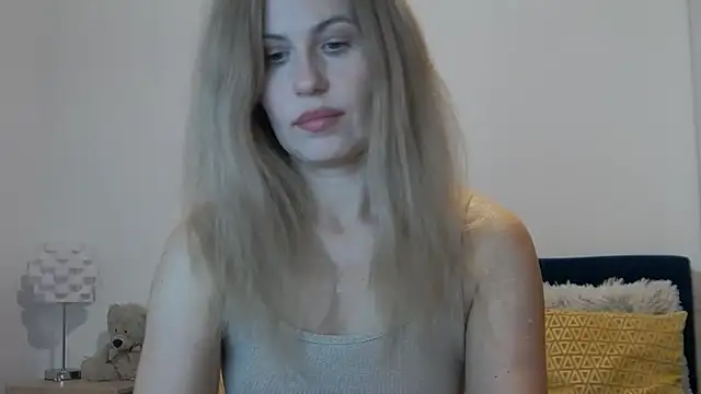 Snapshot of Lika_Soul chatting on April 20, 2026, 3:24 pm Lika Soul online show from April 20, 2026, 3:24 pm