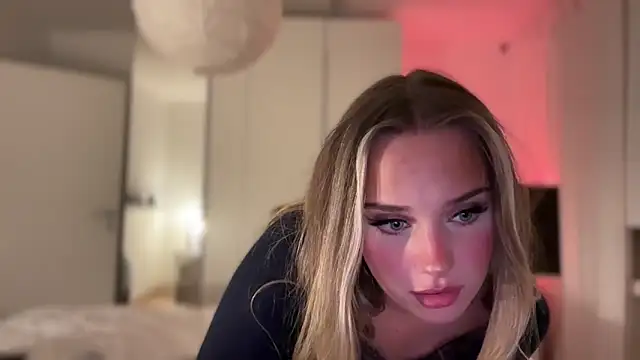 Snapshot of vicidream chatting on October 25, 2025, 9:48 pm vicidream online show from October 25, 2025, 9:48 pm