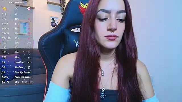 ViolethRosse online show from November 17, 2025, 7:40 pm