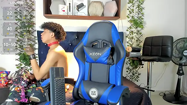  taylor black online show from November 29, 2025, 9:37 pm