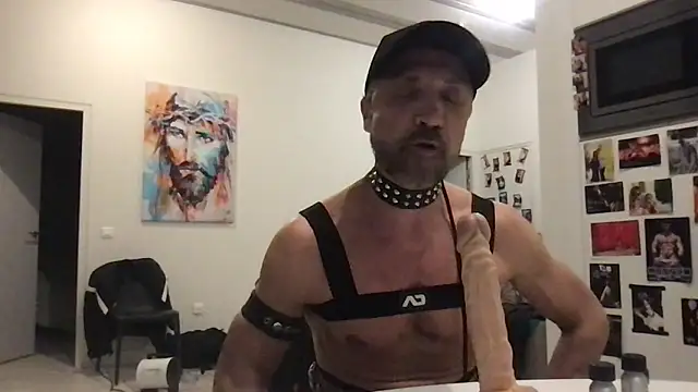 Zaak91190 online show from April 8, 2026, 9:05 pm