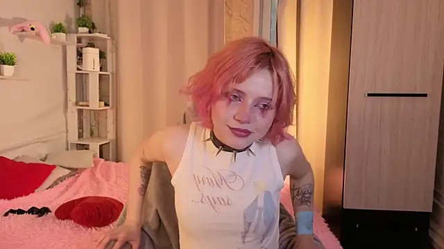 Snapshot of furi_crecks chatting on October 21, 2025, 9:52 am furi crecks online show from October 21, 2025, 9:52 am