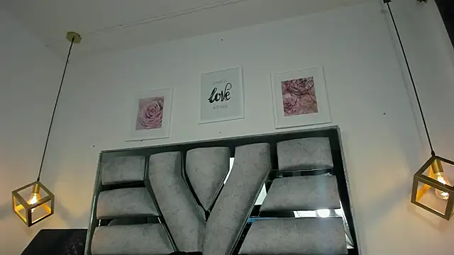 Snapshot of lianfox_ chatting on April 29, 2026, 1:04 pm lianfox online show from April 29, 2026, 1:04 pm