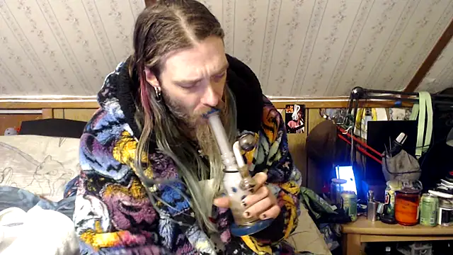 Snapshot of thejuicybacon chatting on May 6, 2026, 10:52 am thejuicybacon online show from May 6, 2026, 10:52 am